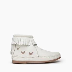 (ISO) Lottie Moss White Minnetonka ankle bootie size 8